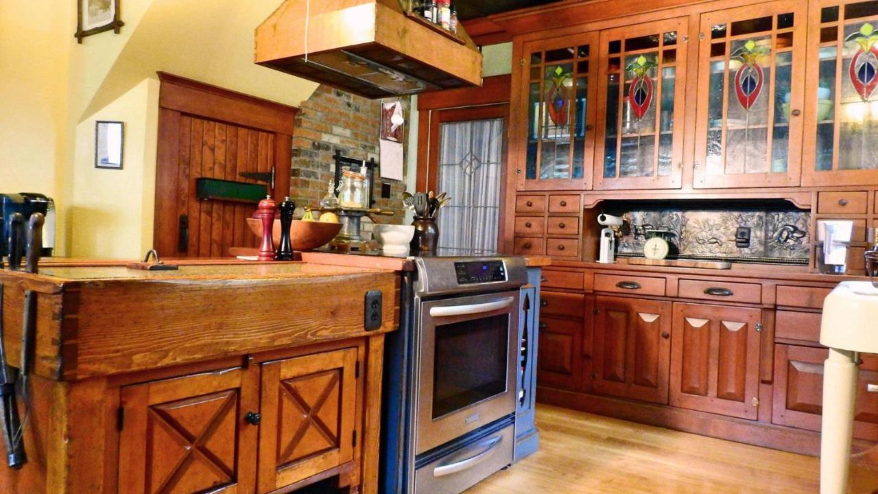 Bragg Creek The Craftsman House B&B 외부 사진